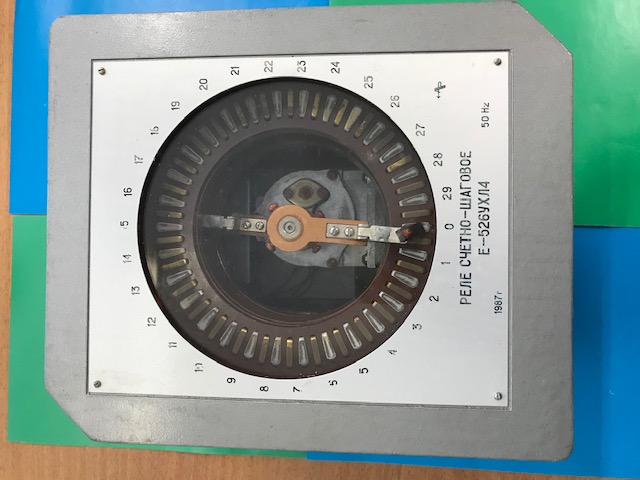 Е 526 УХЛ4 реле счетно-шаговое